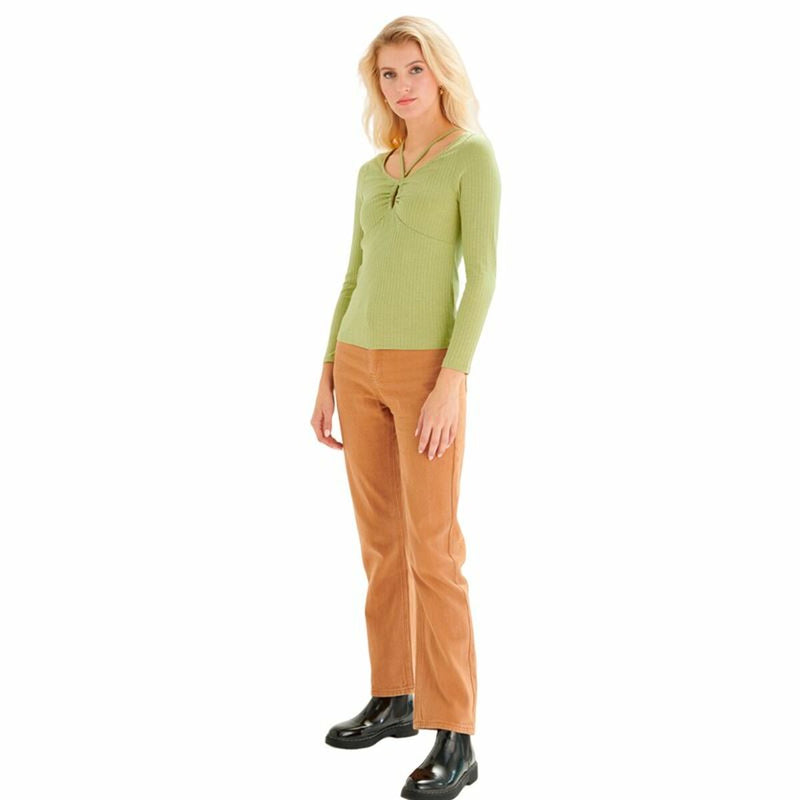 Lataa kuva gallerian katseluohjelmaan V6HA7594D0EB3AEAFE605D756C390504257R4758719P2
