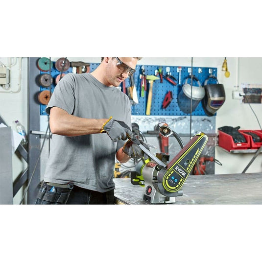 V7H64C7F9F145A85FDC033DC366FD4DCA4FR7390924P3