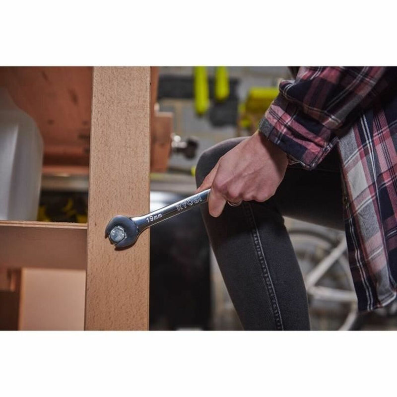 Lataa kuva gallerian katseluohjelmaan V6H60C515549DBBA87DE866C3285DB19A50R6446986P3
