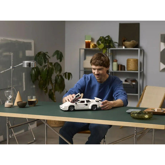 V5H0043987F8606D1DE9770DC415D156DD2R6337626P9