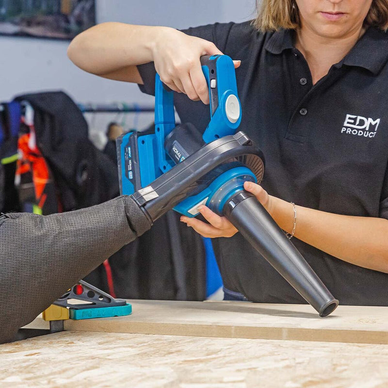 Lataa kuva gallerian katseluohjelmaan V10HA5CFDAE637E982C49F0608F33A16189DR5496473P8
