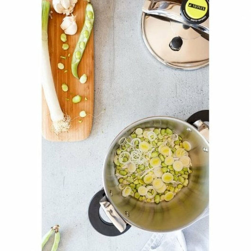 Lataa kuva gallerian katseluohjelmaan V4H1BAF4988D083BC53E50D00DBC07E704DR6743164P4
